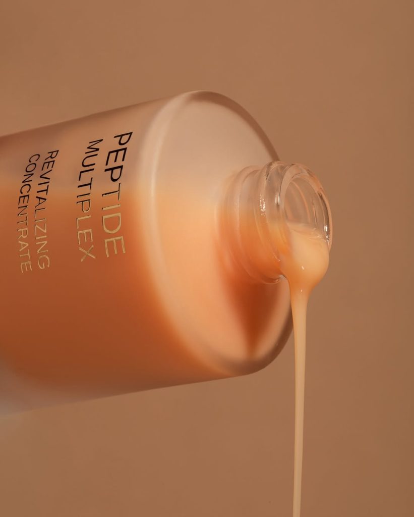 Peptidni serum multiplex revitalizing concentrate za dubinsku hidrataciju regeneraciju i smanjenje bora